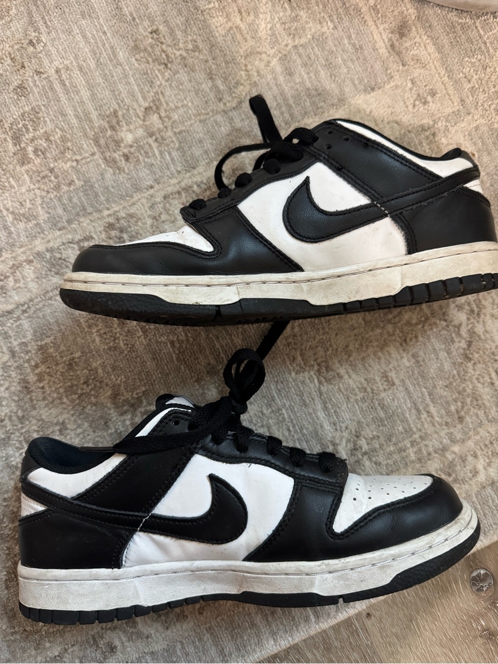 Nike panda dunks